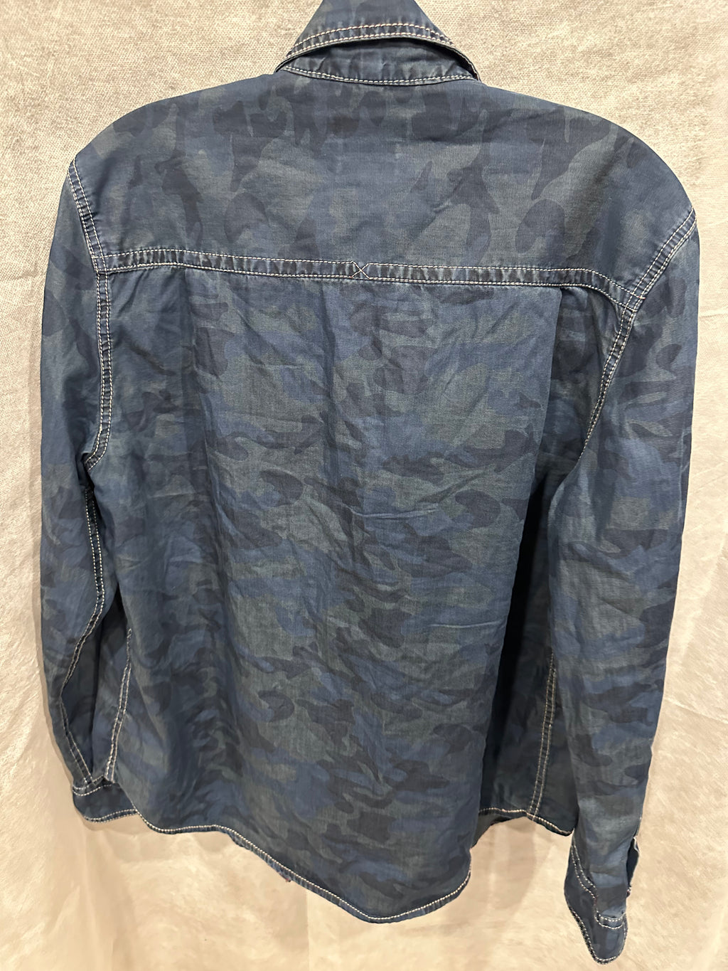 Point zero camo button up
