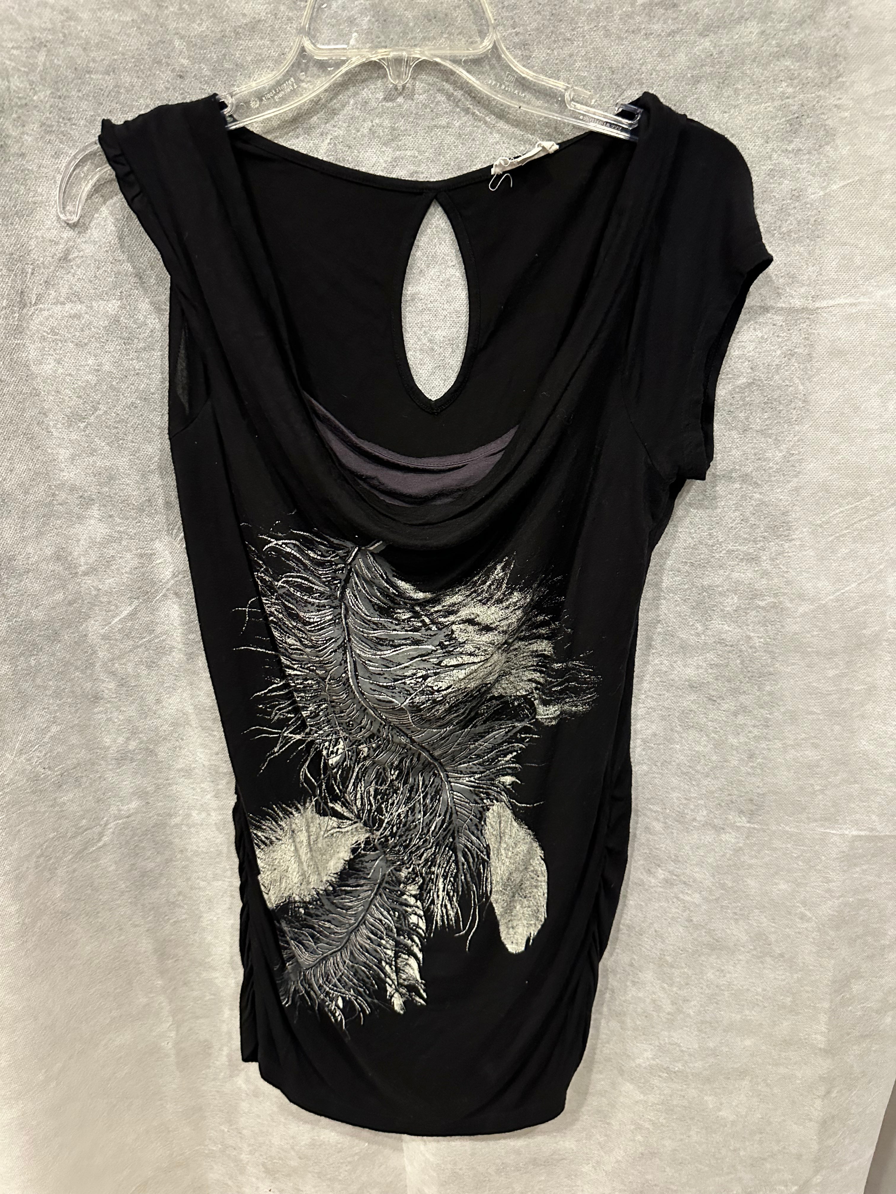 Graphic drape tee
