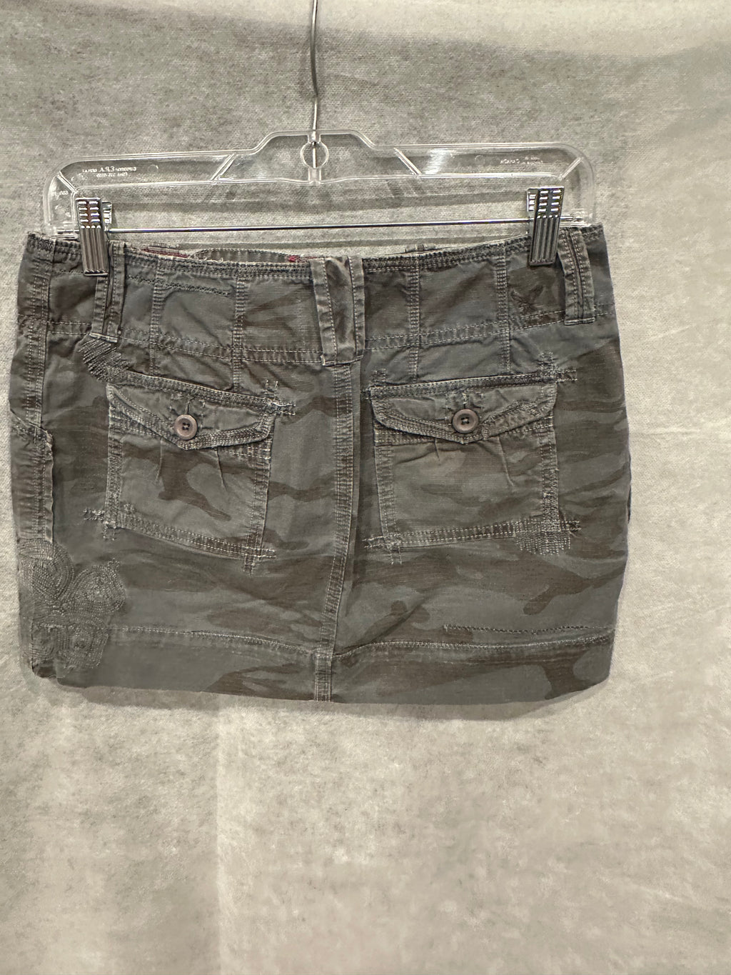 AE camo cargo skirt