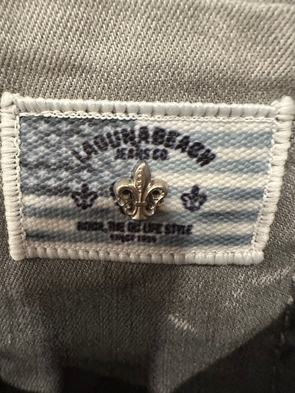 Laguna Beach fleur washed jeans