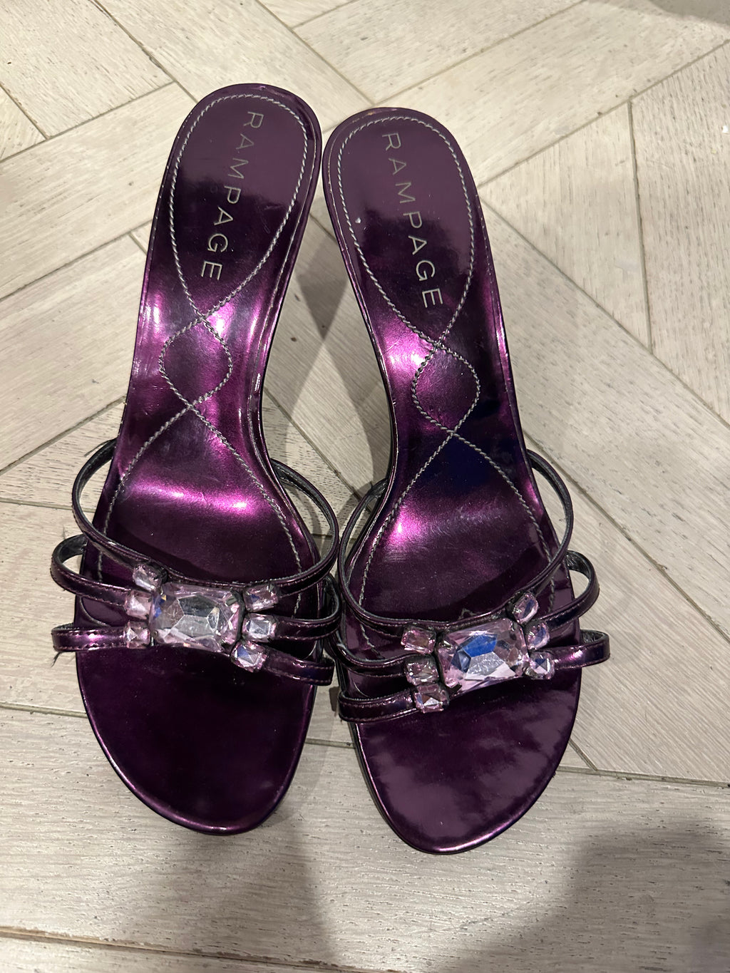 Rampage purple kitten heels