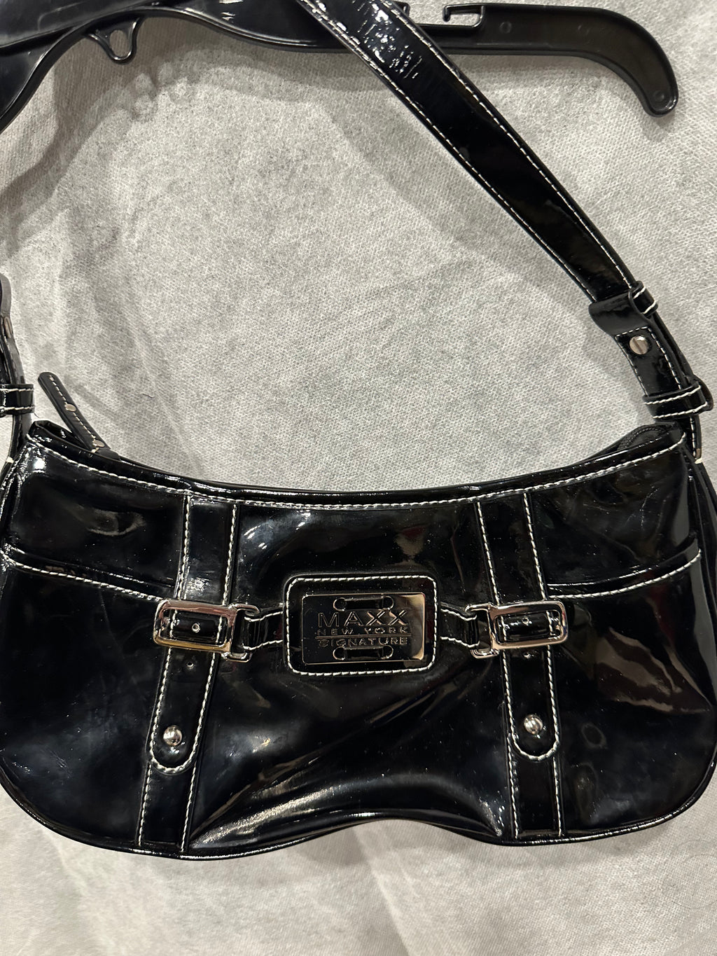MAXX NYC buckle bag