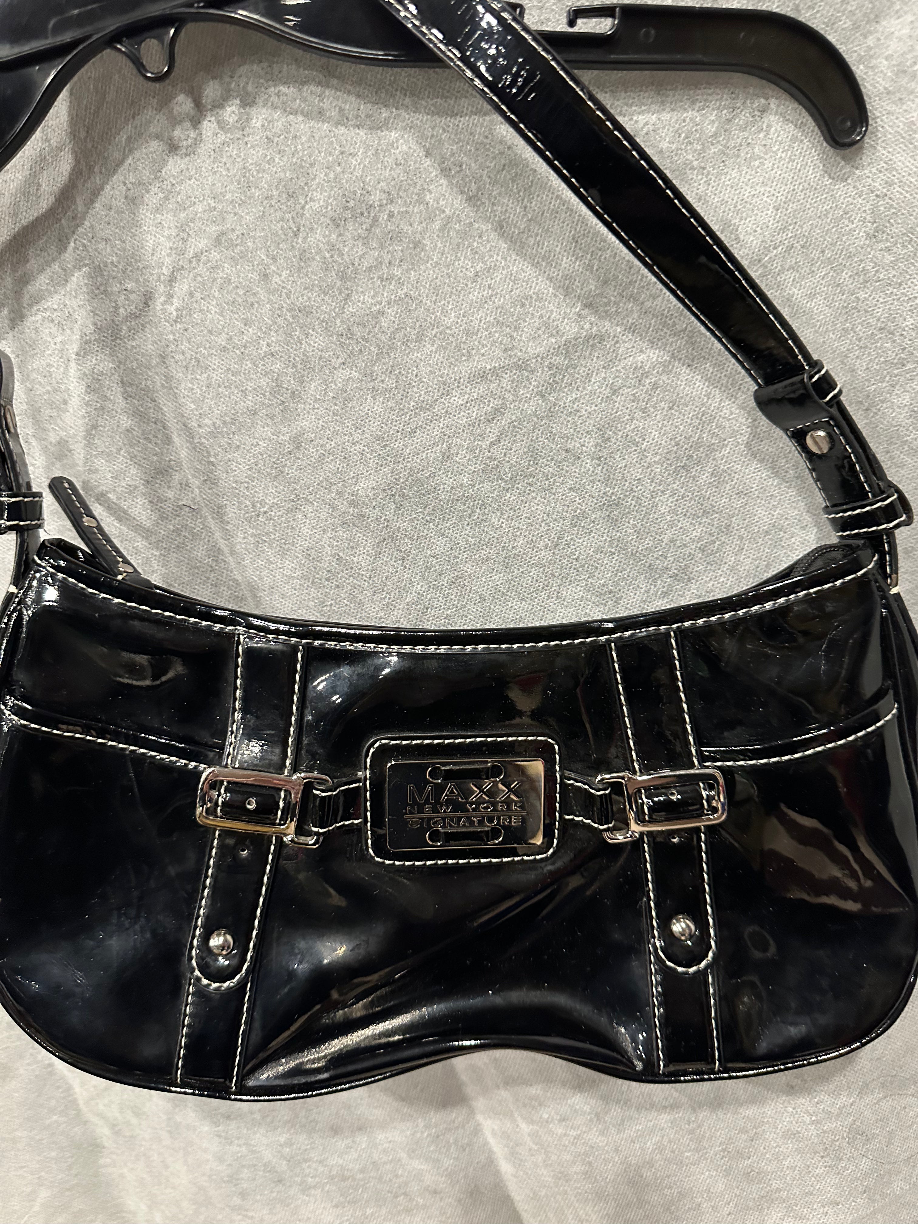 MAXX NYC buckle bag