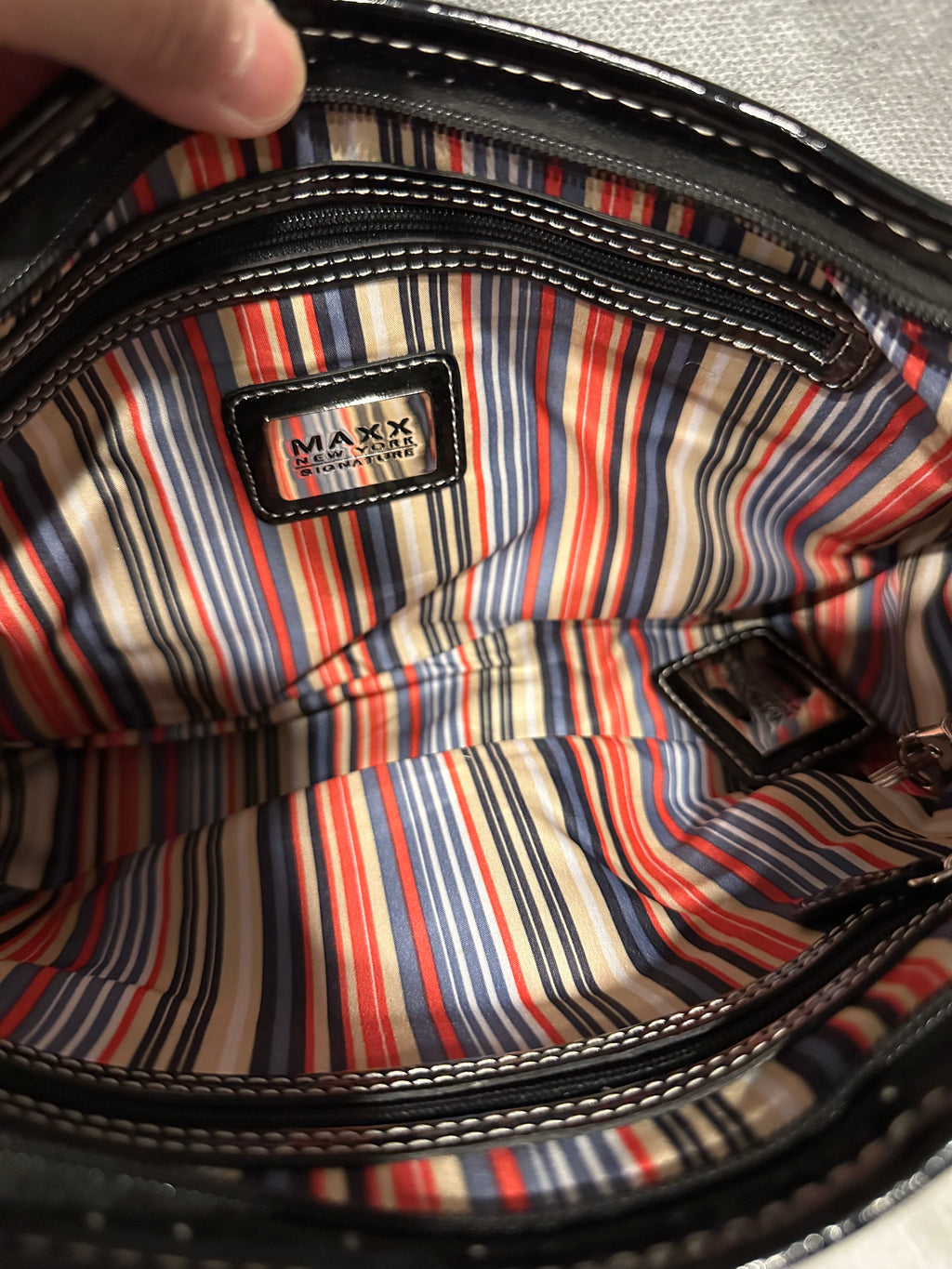MAXX NYC buckle bag