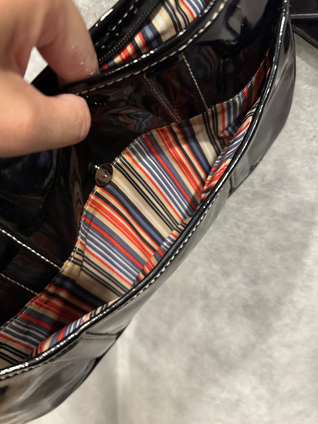 MAXX NYC buckle bag