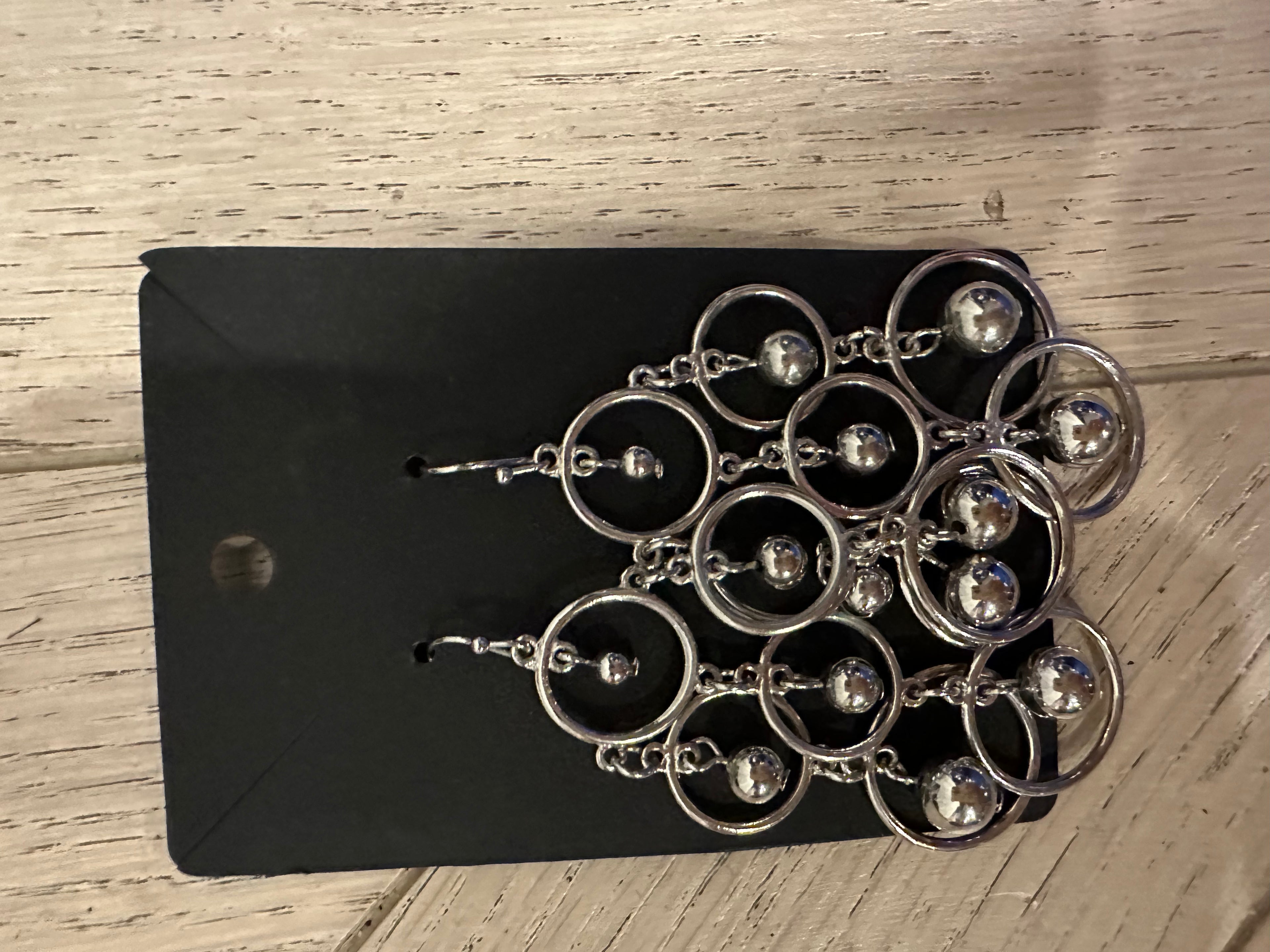 Chandelier earrings