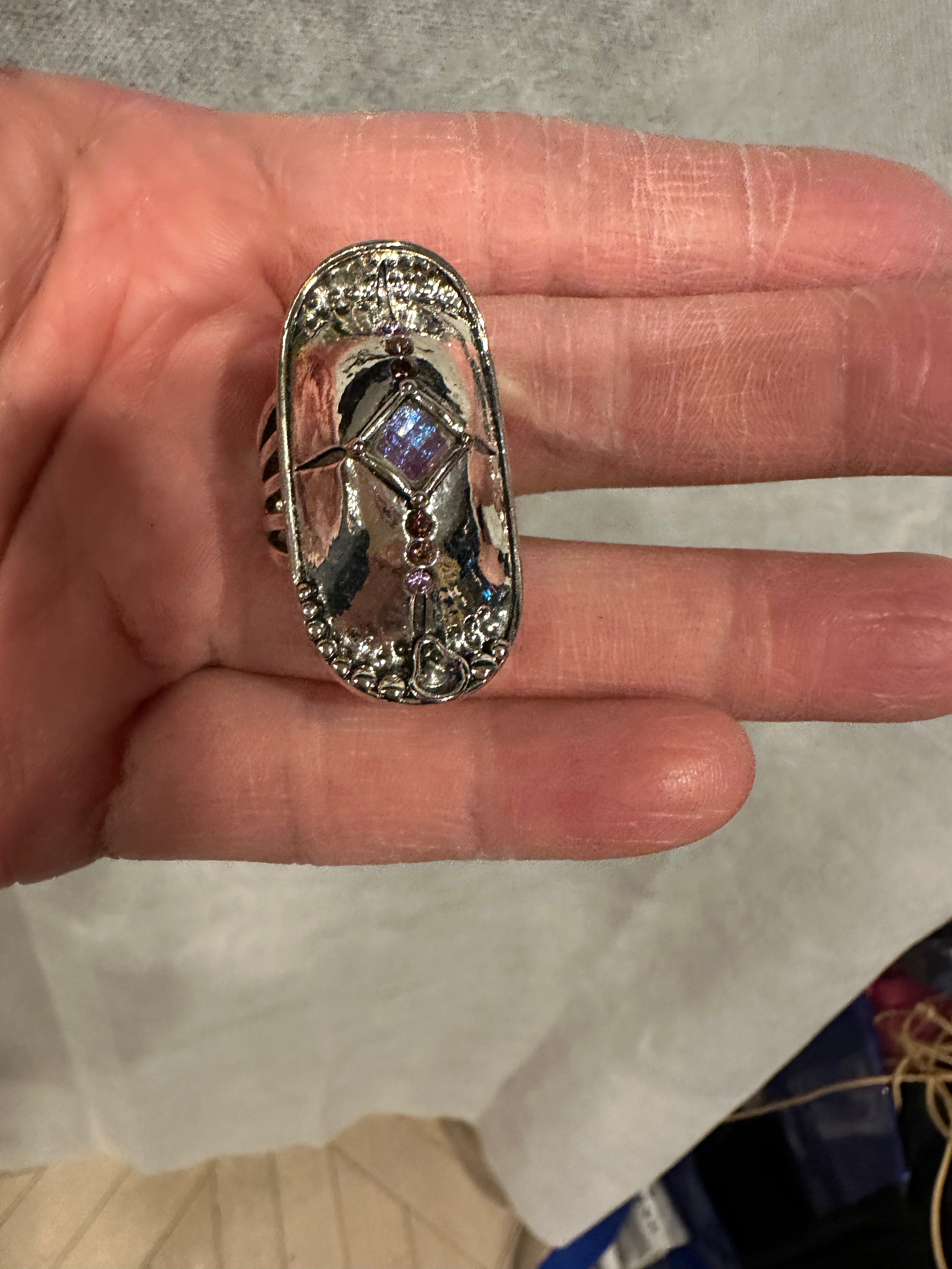 Shield ring