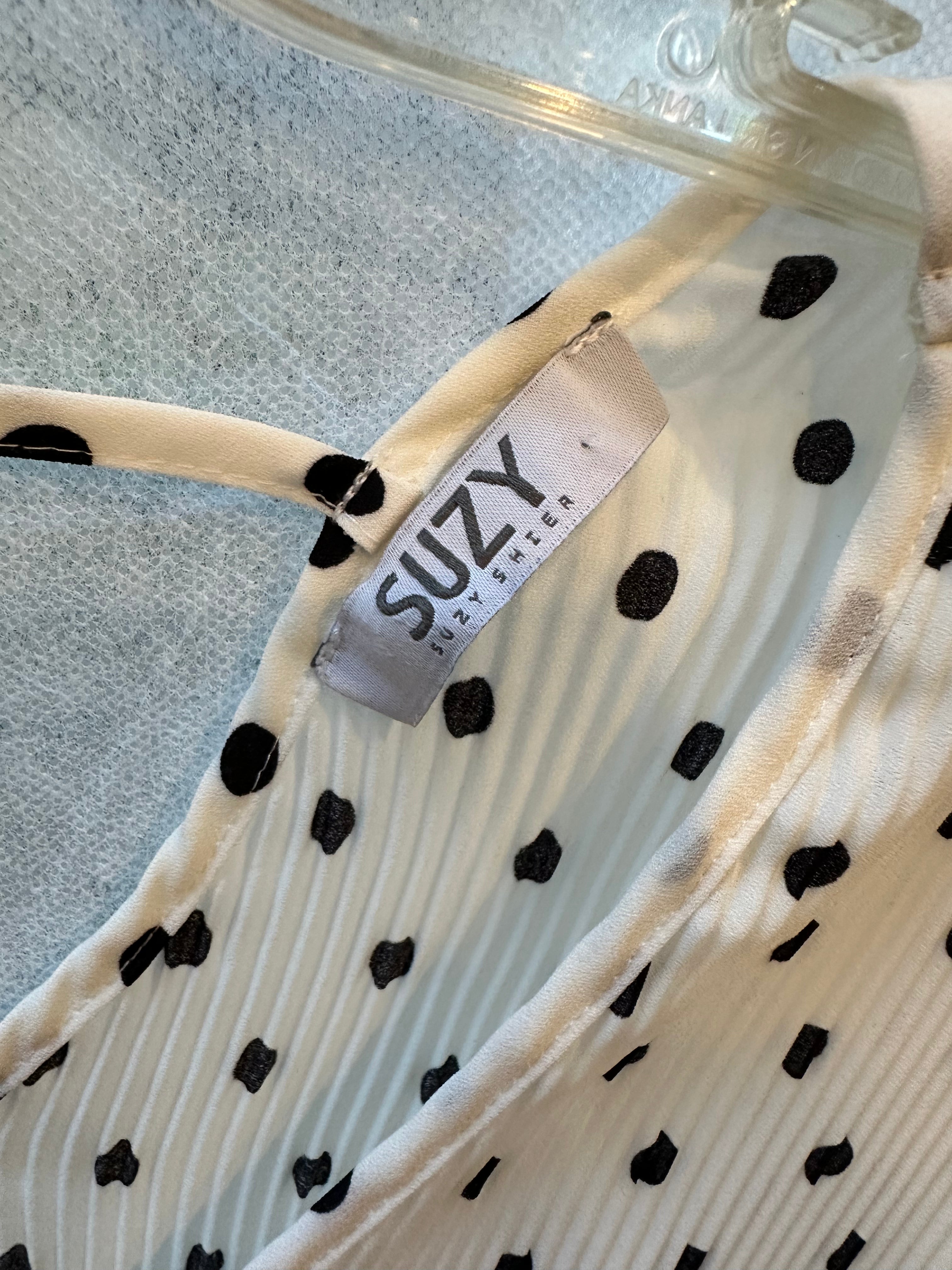 Suzy Shier pleat polka dot top