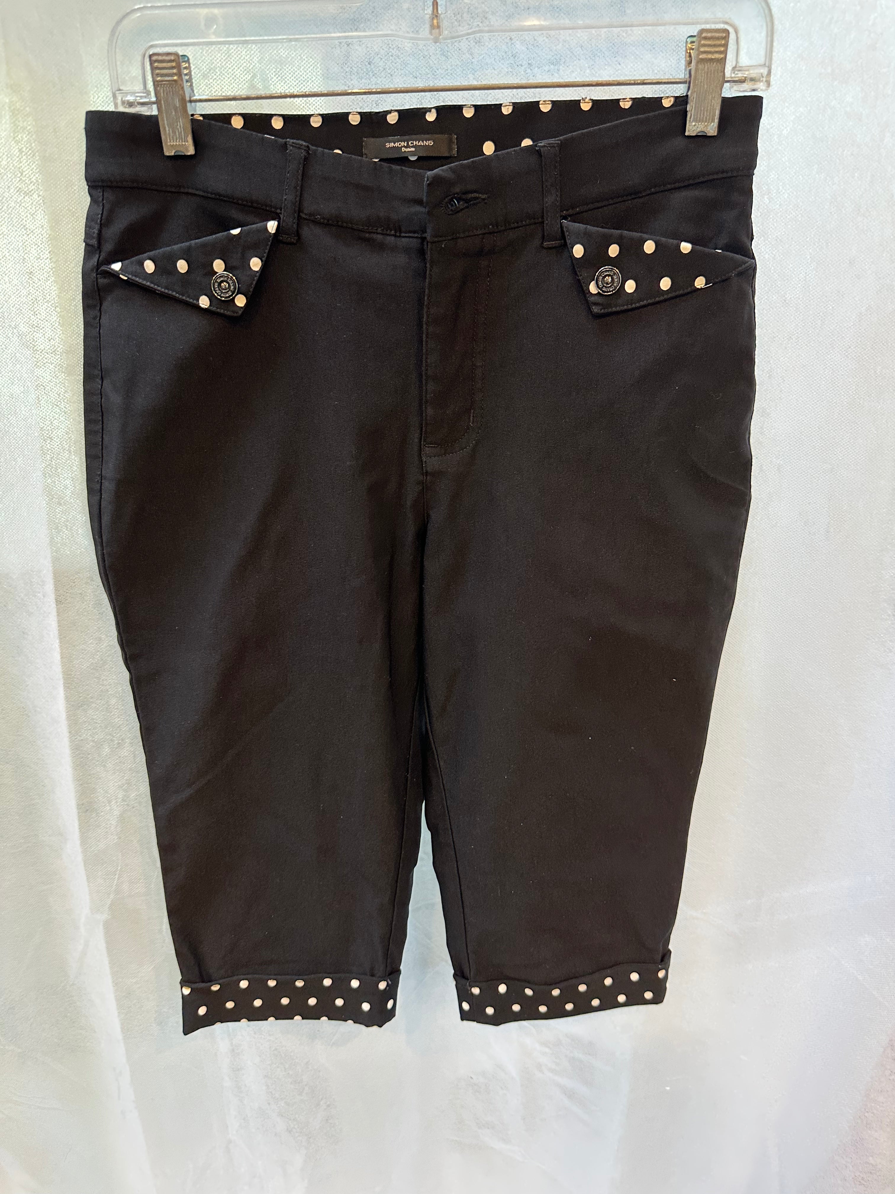 Polka dot capris