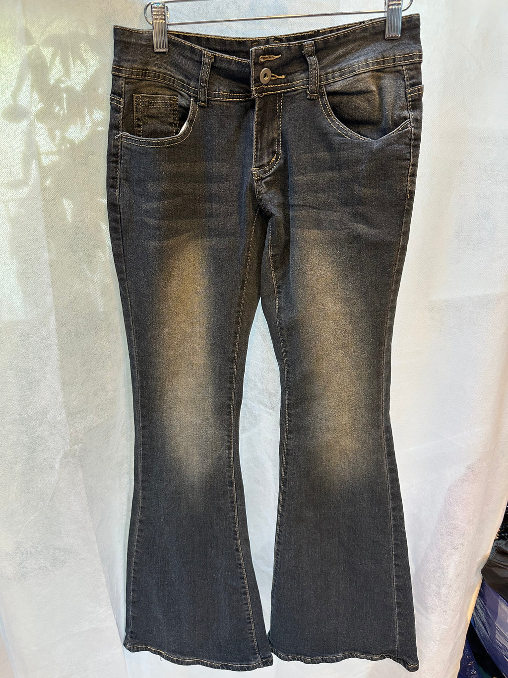 Flare washed jeans