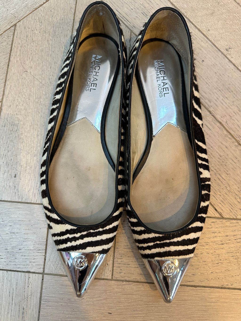 MK silver toe calf hair flats*as is*