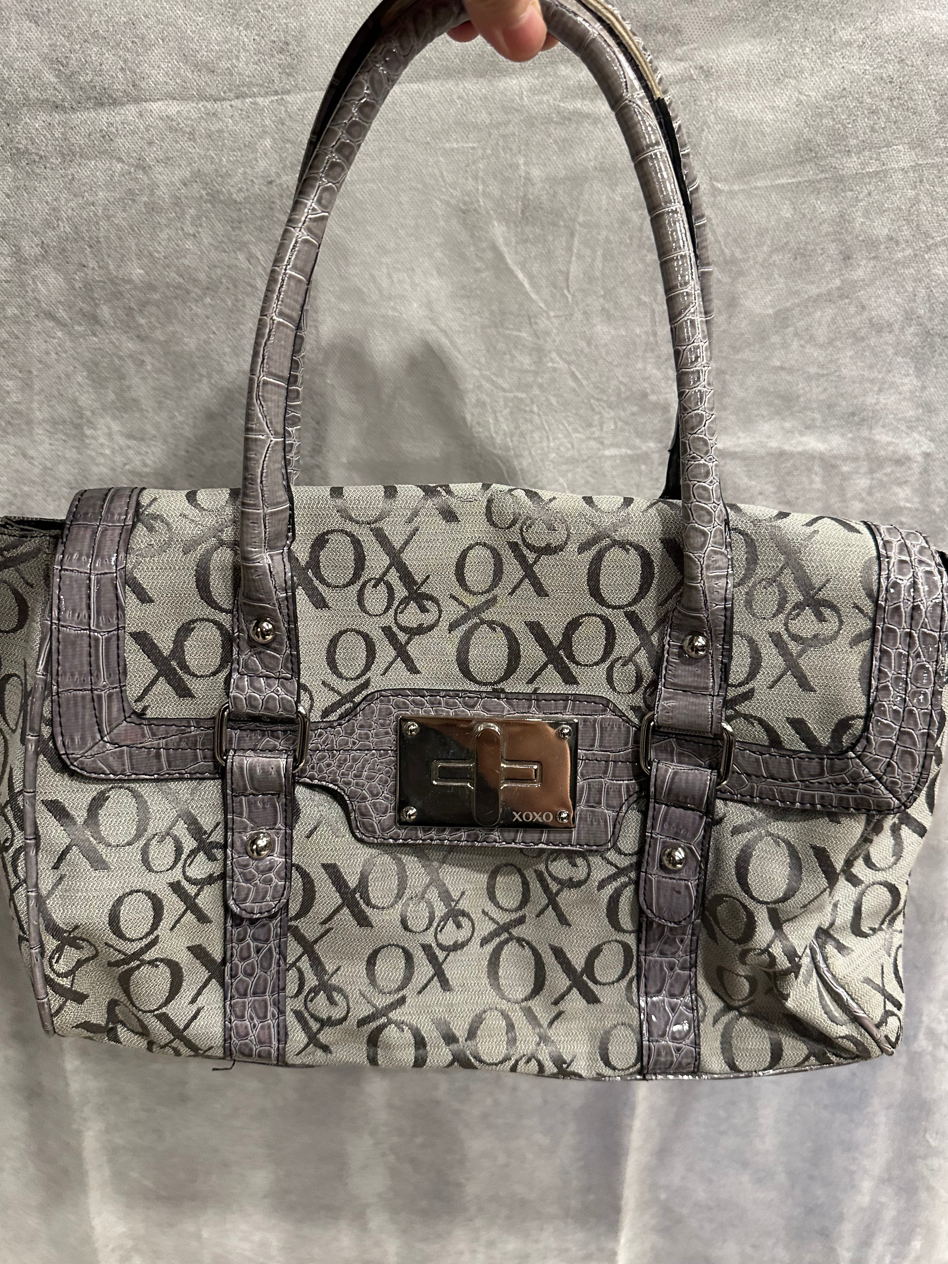 Xoxo purse