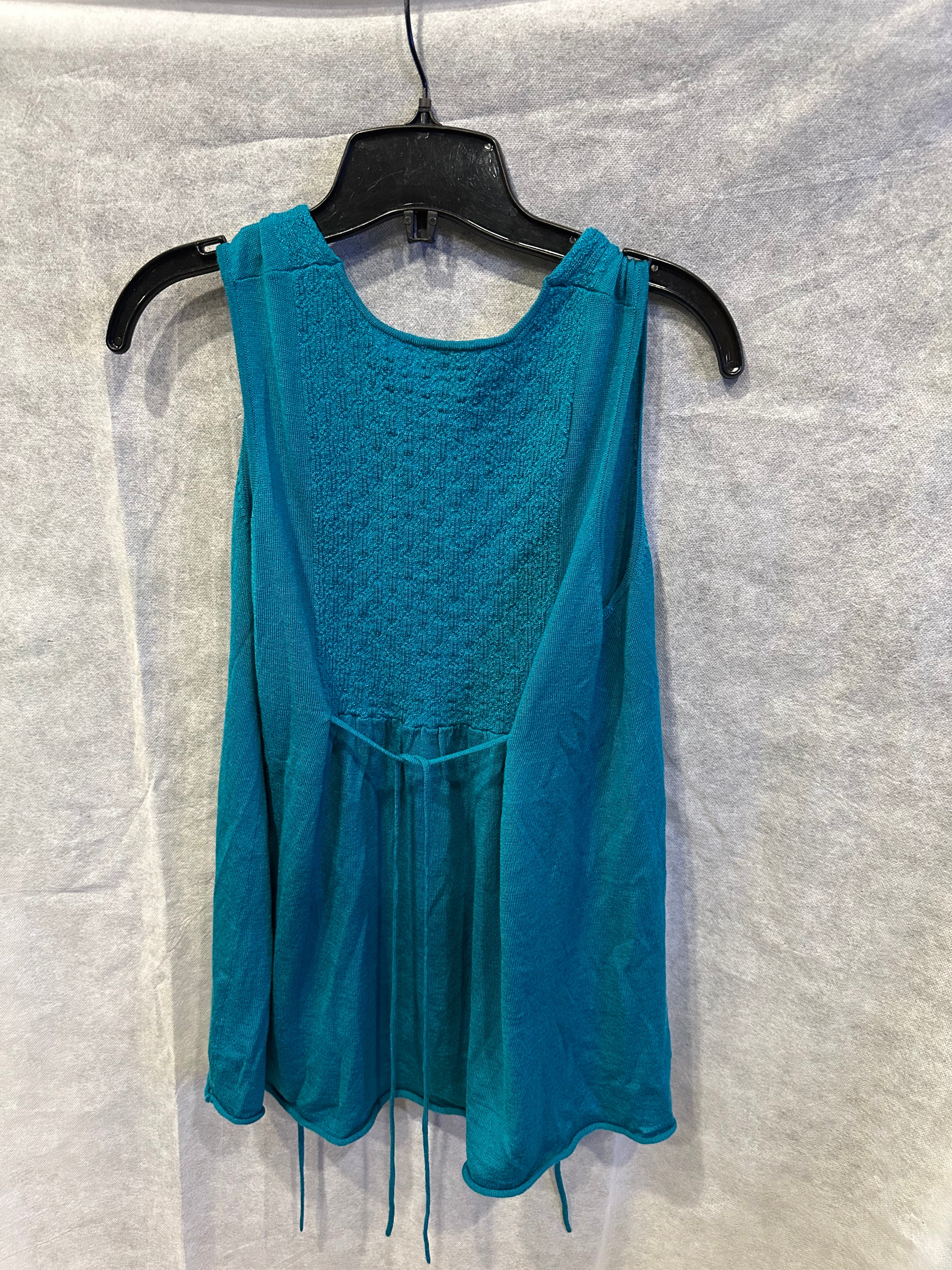 Tie back knit top