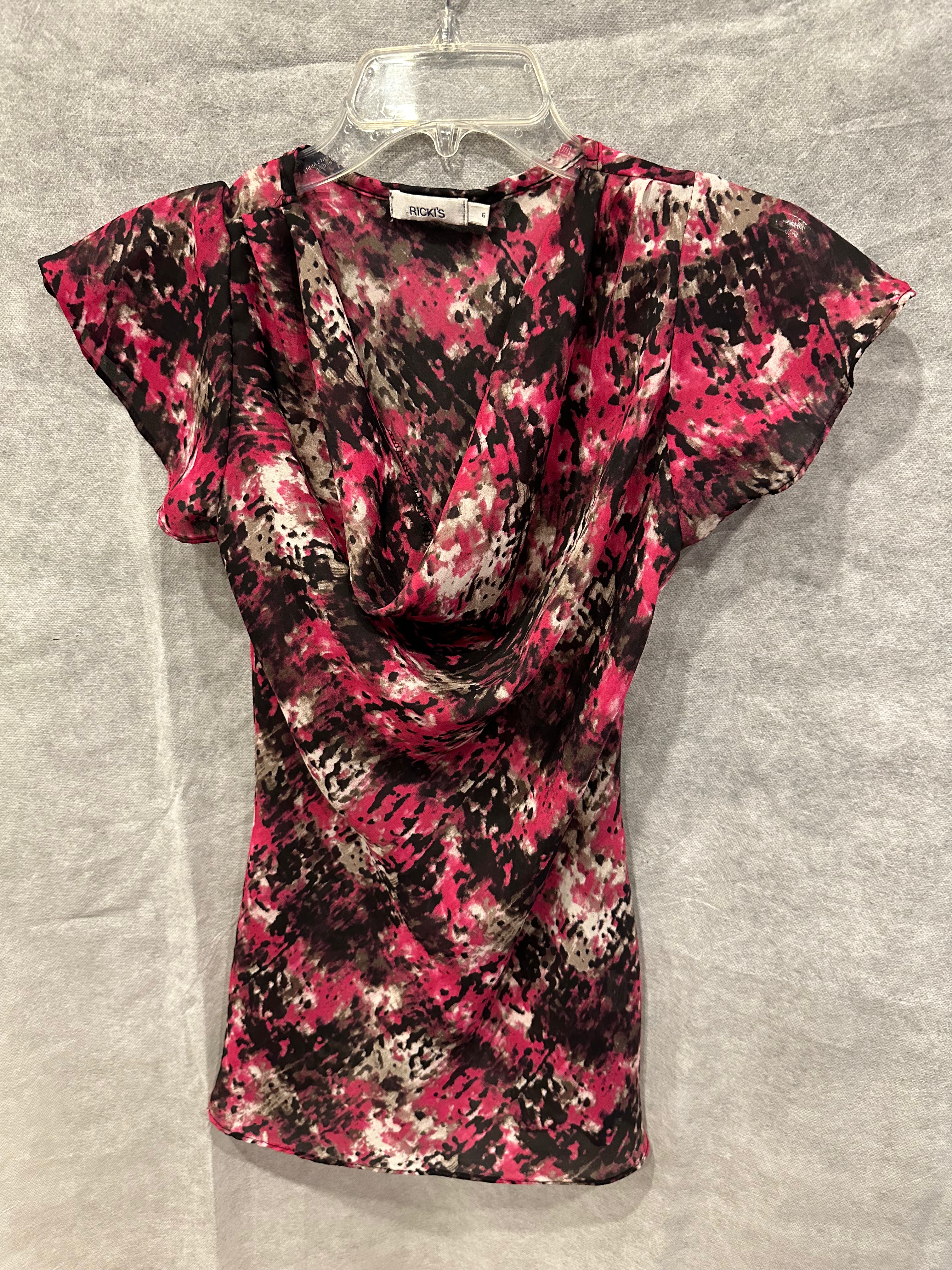 Sheer patterned drape top